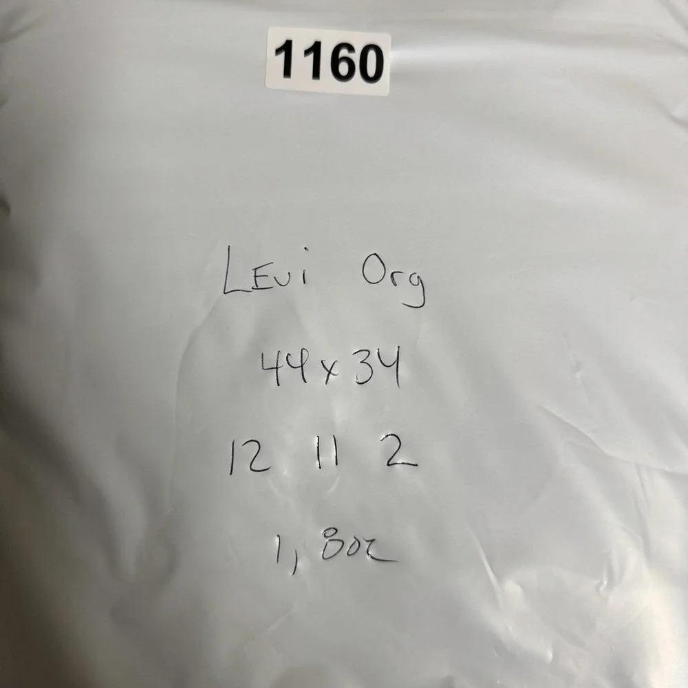 Levis 🪶 item